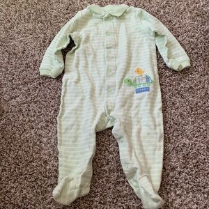 Carter’s Light Green And White Striped Collared Footie Pajamas Boy 9 Month (97)